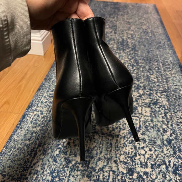 Lulus Stiletto Bootie - Picture 5 of 7